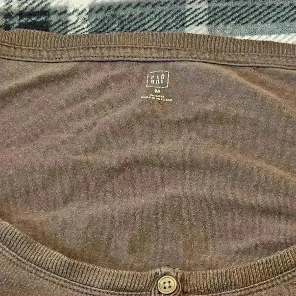 Gap, Women's size medium, brown, half sleeve, scoop neck, blouse - Picture 6 of 9